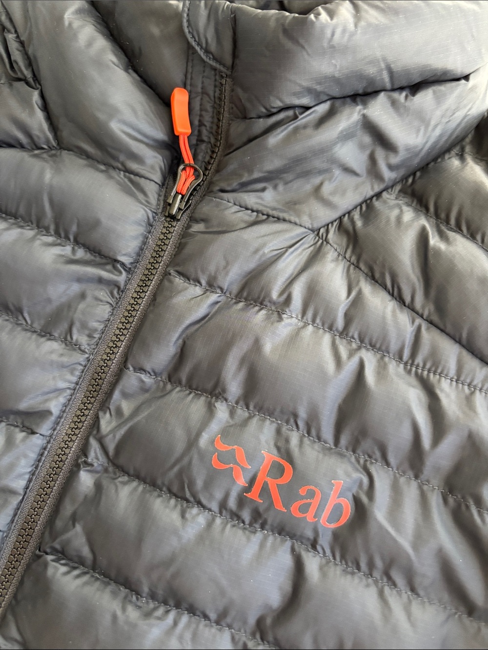 Rab Men's Lightweight Grey Packable Jacket with Orange Accents - Picture 4 of 10
